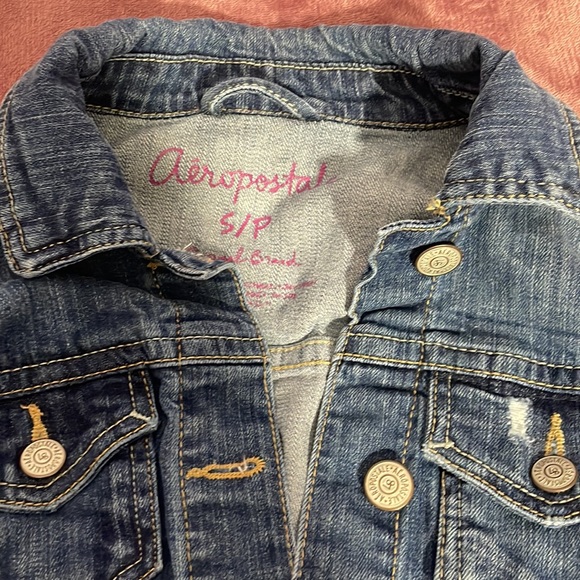 Selling this jean jacket ! - Picture 3 of 4